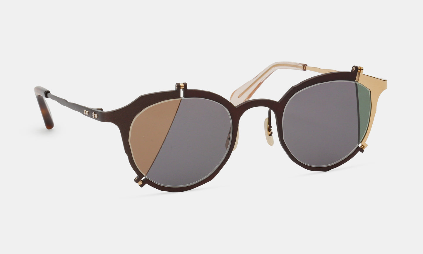 MM-0049 Sunglasses : broken Lens